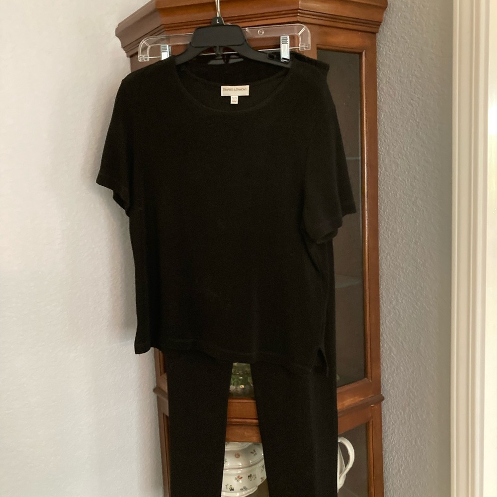 Drapers and Damon’s 2 piece set